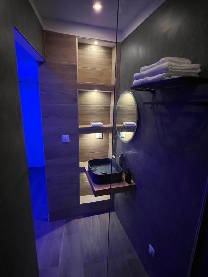 Appartamento Chic & Jacuzzi Givors Esterno foto
